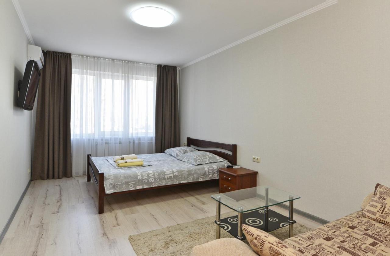 Apartament On Vasylia Lypkivskoho 24 Kiev Eksteriør bilde